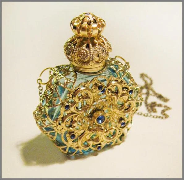 Zgodovina naravnih dišav