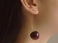 Češnje jagode kozmetika moda beautyfull blog gabi-label uhani