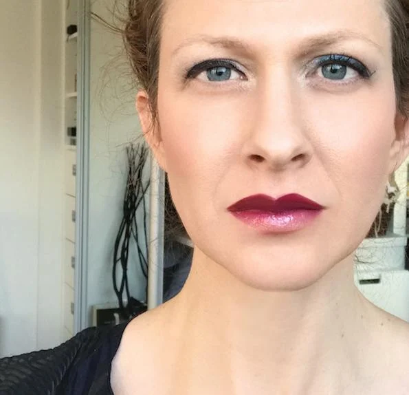 Vse o ombre ustnicah