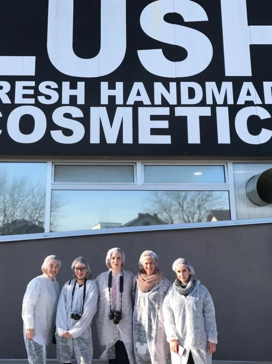 VIDEO: Kako … nastane Lush kopalna krogla