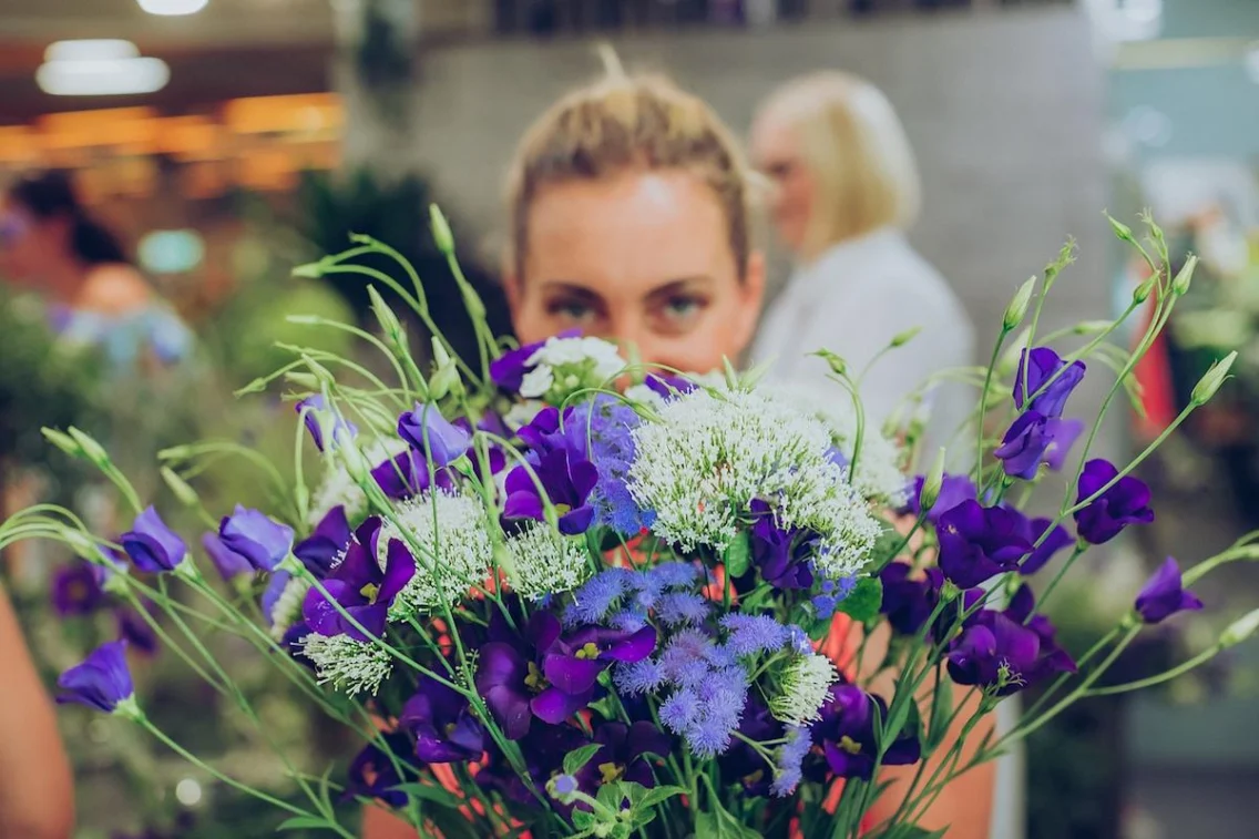 Preverjeni profi nasveti za res dolgo obstojnost šopka