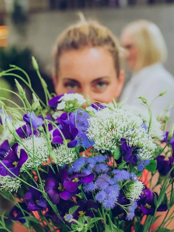 Preverjeni profi nasveti za res dolgo obstojnost šopka