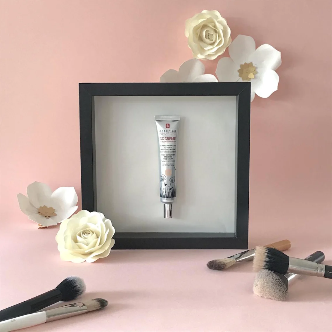 Da Erborian CC krema res videz popolne a nenaličene kože?