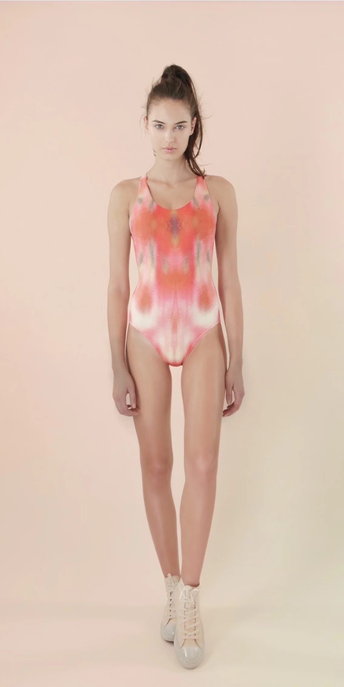 Trajnostno: barva leta 2019 v modi, lepoti in dodatkih za dom