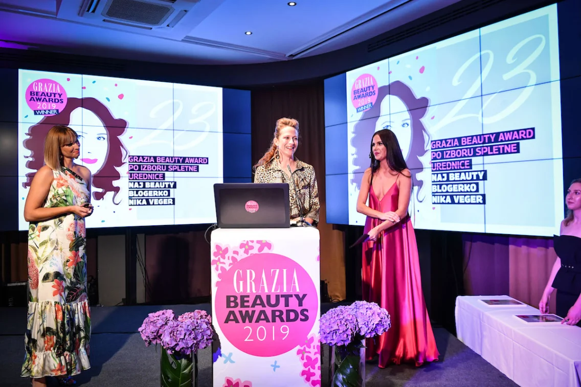 Naj lepotna blogerka je …