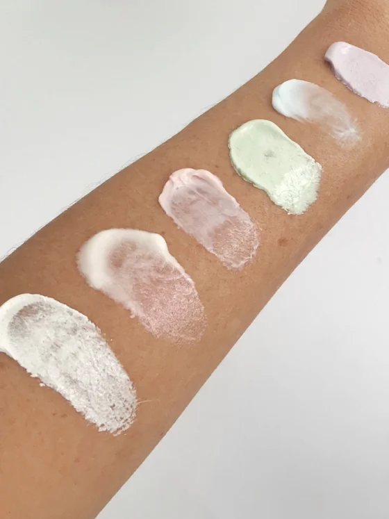 Kako uporabiti zeleni korektor za akne in zakaj je koristen?