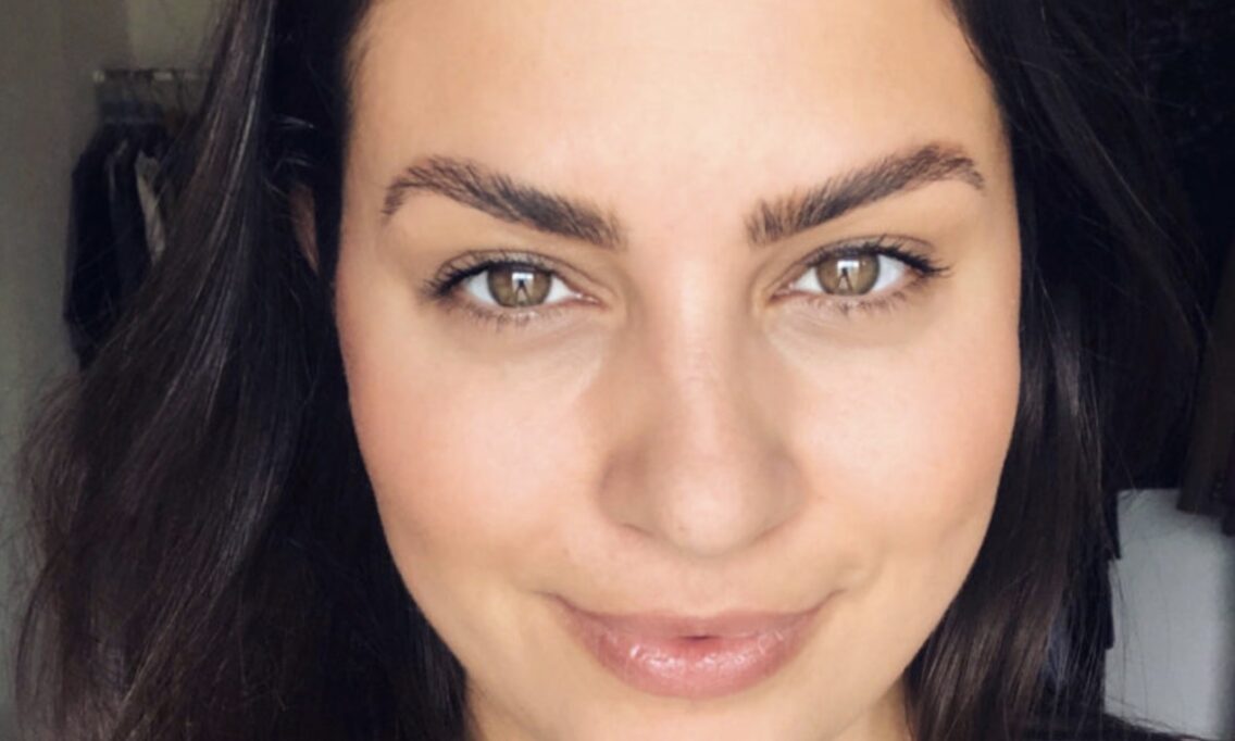 Laminacija, obstojno oblikovanje razmršenih obrvi