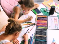 jolly-ustvarjanje-barvice-otroci