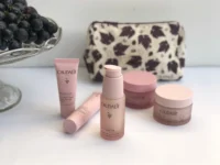 Caudalie Resveratrol-Lift trajnostna naravna kozmetika proti gubam nika veger beautyfull blog 50