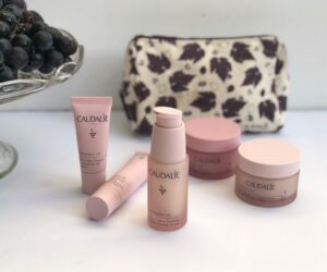 Caudalie Resveratrol-Lift trajnostna naravna kozmetika proti gubam nika veger beautyfull blog 50