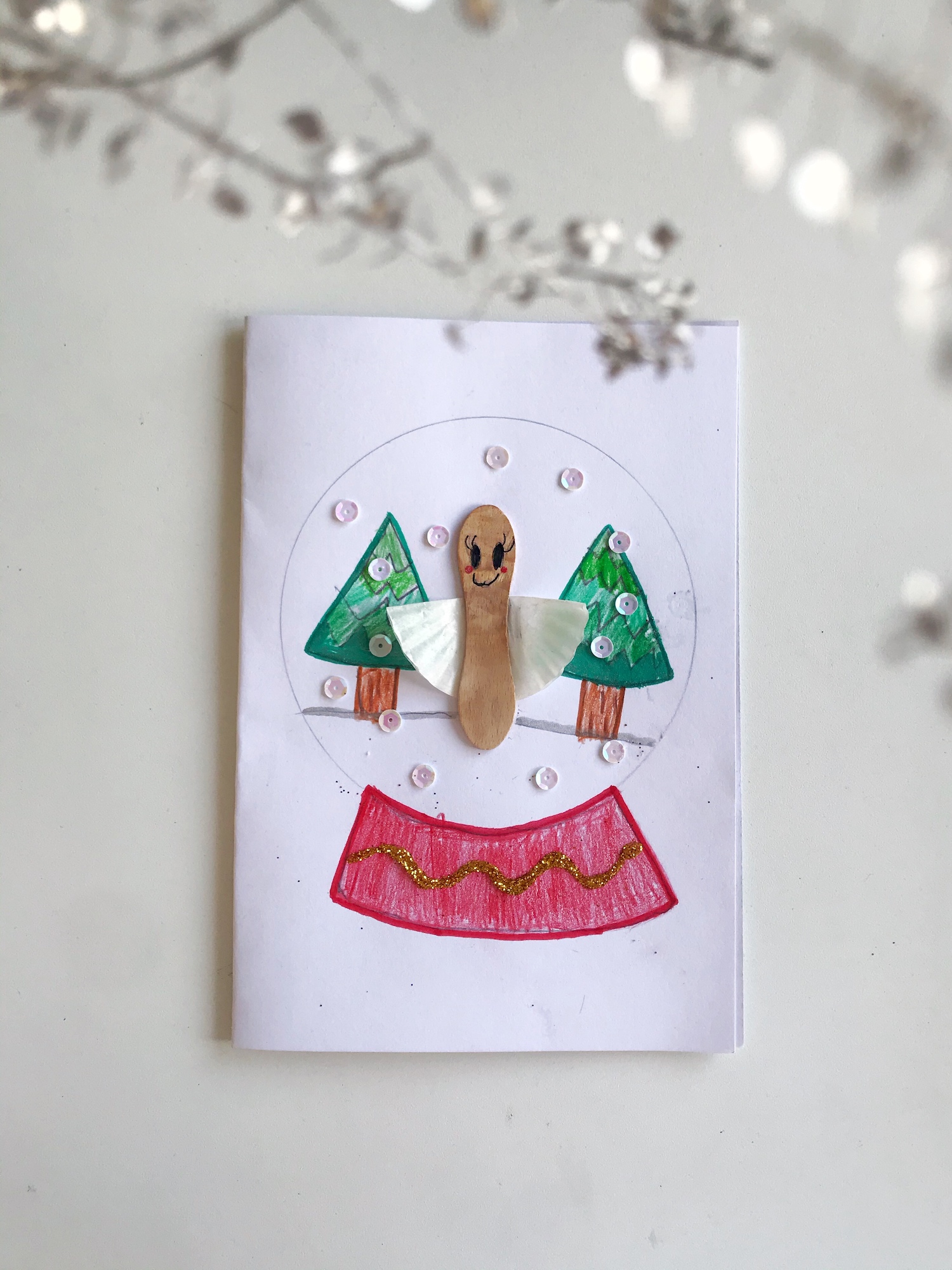 DIY: Voščilnica kot čarobna snežna krogla