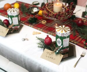 praznična postavitev mize diy iz vsega kar imamo doma