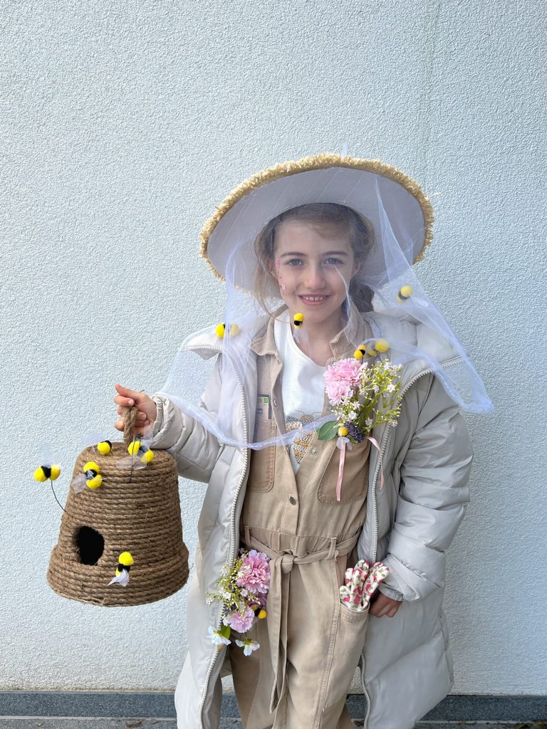 DIY kostum čebelar otroški nika veger beautyfull blog 