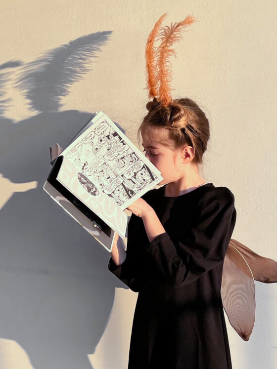 Enostaven DIY pustni kostum: knjižni molj