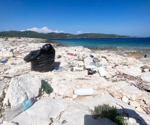 plastic free july julij brez plastike nika veger beautyfull blog čiščenje plaže 3