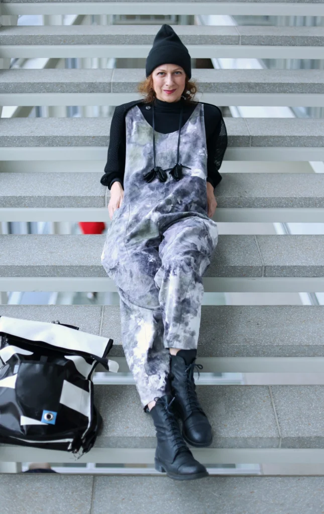 Brinas studio pajac Naravno barvana oblačila moda trend nika veger beautyfull blog
