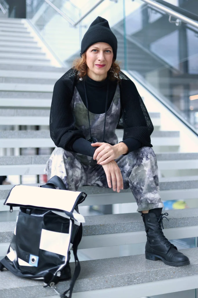 Brinas studio pajac Naravno barvana oblačila moda trend nika veger beautyfull blog