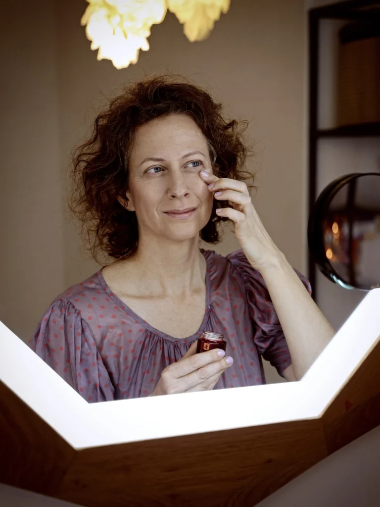 erborian skin therapy korejska kozmetika kbeauty učinkovita nika veger beautyfull blog nočna krema za okoli oči