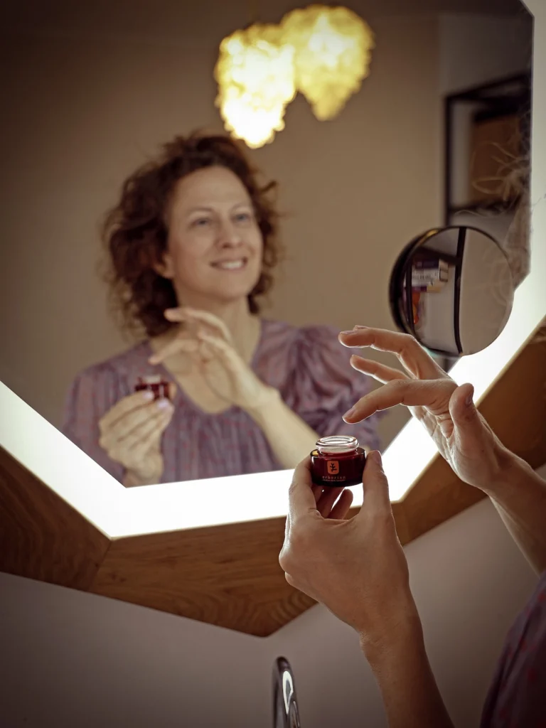 erborian skin therapy korejska kozmetika kbeauty učinkovita nika veger beautyfull blog nočna krema za okrog oči