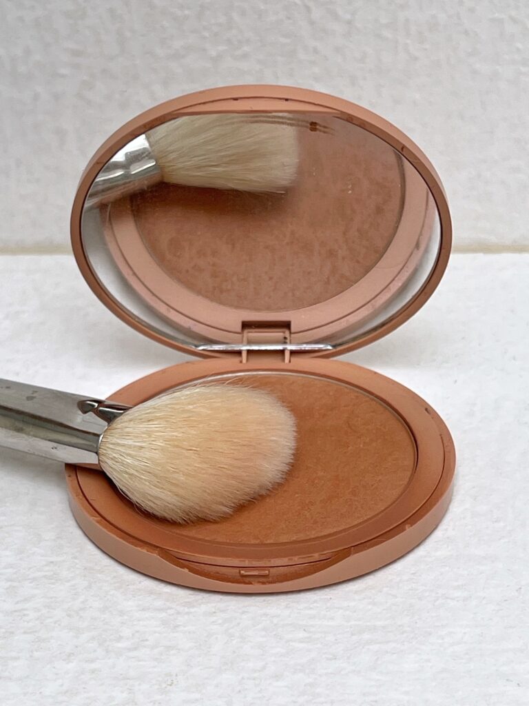 Naravni bronzer Caudalie Vinocrush Bronzer priporočilo za nakup ocena.