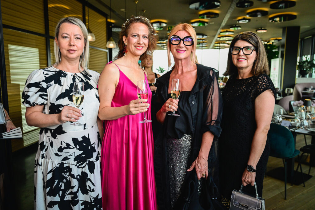 grazia beauty awards 2025 nika veger beautyfull blog v družbi maja štamol afrodita