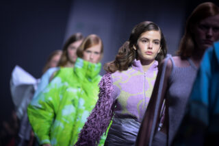 mehki sijoči valovi frizura ljubljanski teden mode