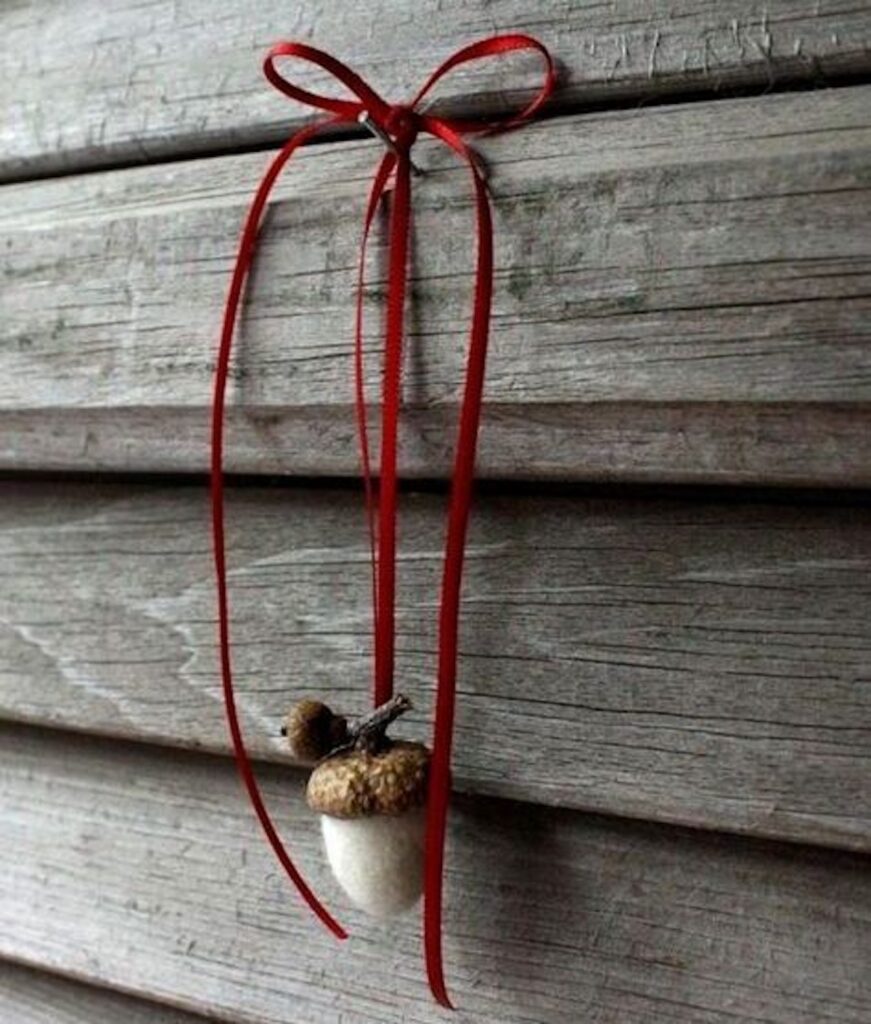 pinterest božični okras želod