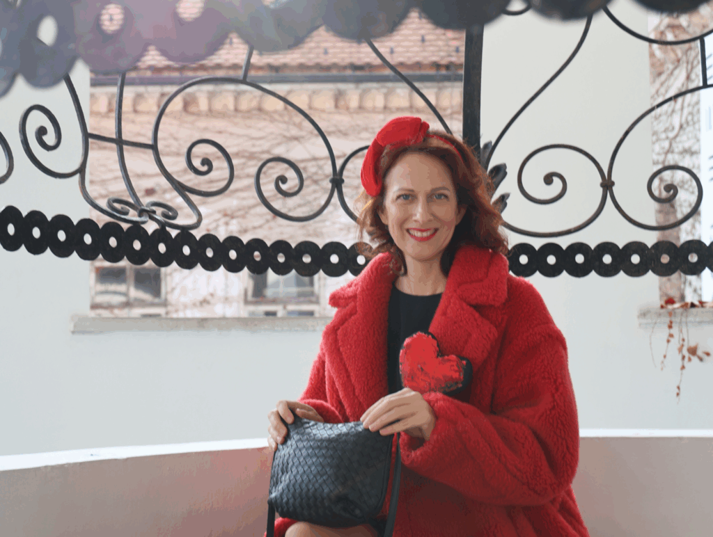 second hand oblačila max mara plašč teddy rdeč 2nd chance nika veger fužinski grad trajnostna moda