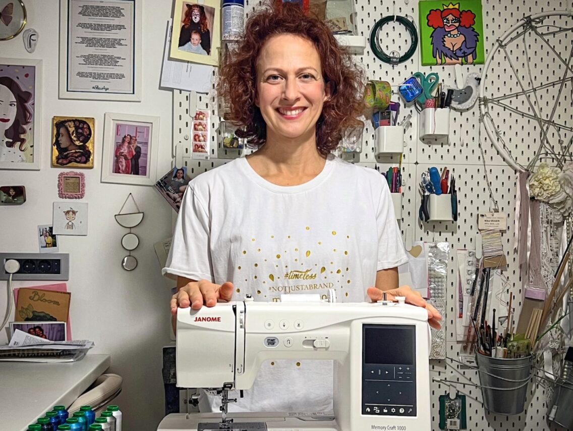 Janome Memory Craft 1000 – mnenje po dveh mesecih uporabe (izkušnja iz prve roke)