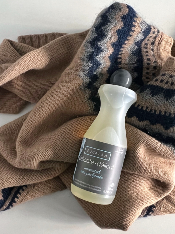 Viralni trik, s katerim rešiš zapran, skrčen volnen pulover