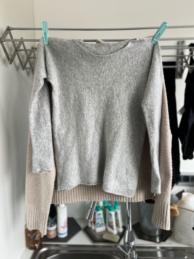 skrčen zapran pulover iz volne