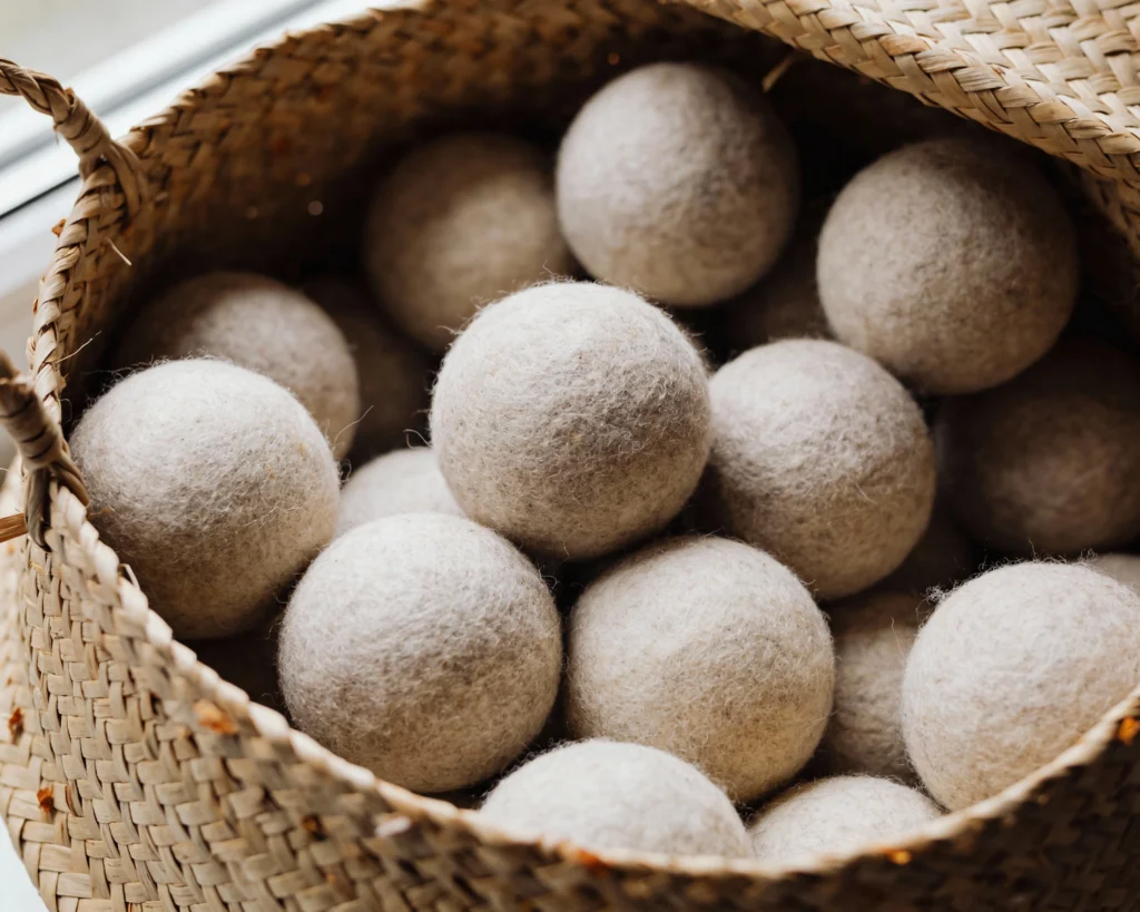 kroglice volnenega filca