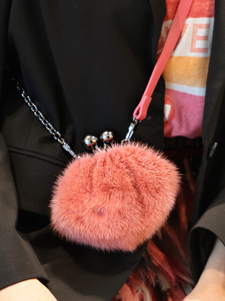 2nd chance second hand torbica weekend max mara pasticcino bag