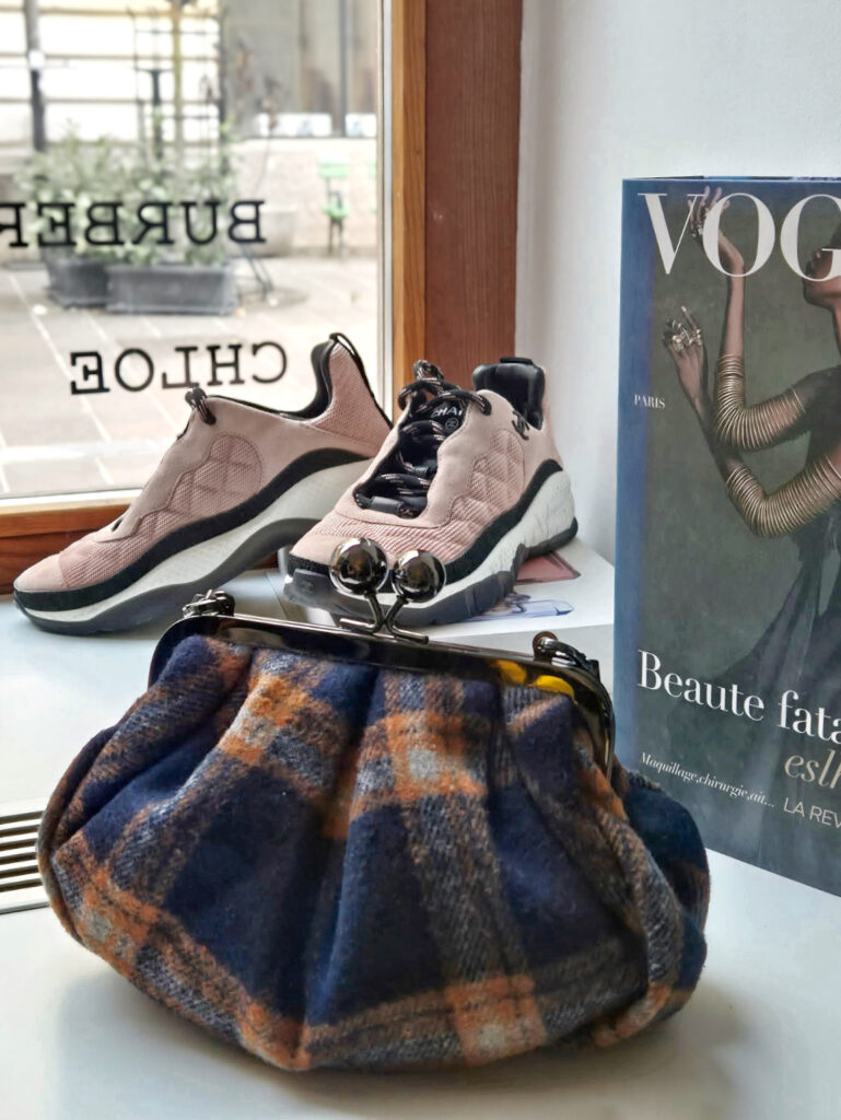 Izložba 2nd Chance butika v Ljubljani z modelom Pasticcino Weekend Max Mara.