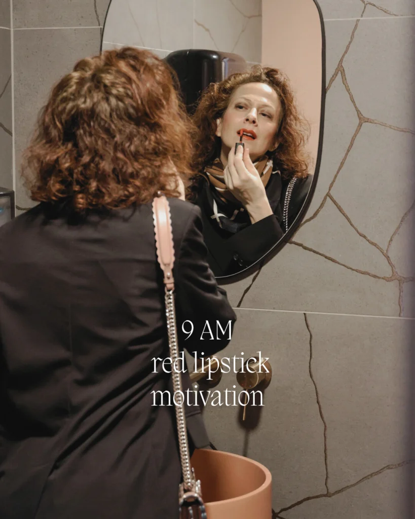 nika veger pisarniški stajling second hand suknjič max mara butik 2nd chance