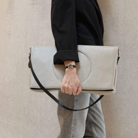 Second-hand torbica Grošelj – modni zaklad iz slovenske modne zgodovine