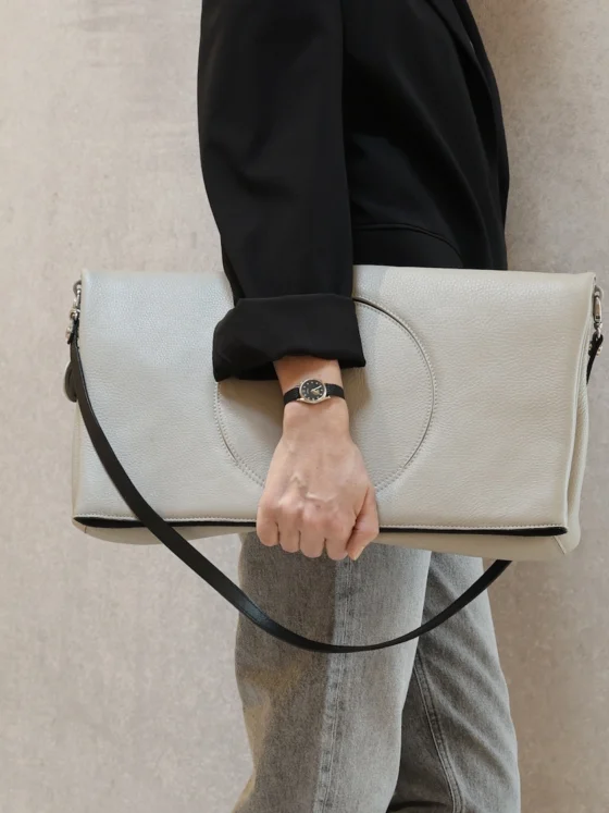 Second-hand torbica Grošelj – modni zaklad iz slovenske modne zgodovine