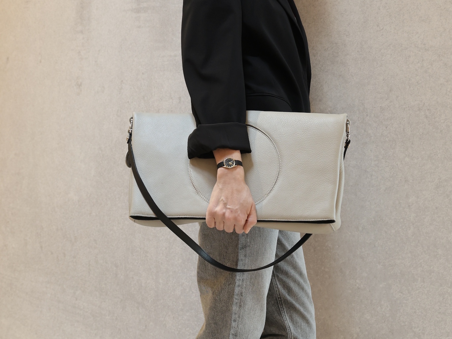 Second-hand torbica Grošelj – modni zaklad iz slovenske modne zgodovine