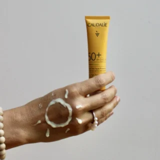 Najboljše sončne vodice SPF50+ (morju prijaznejši izbor in primerjava): zaščita za obraz, telo in lase