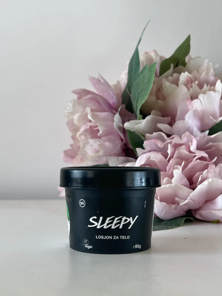 Lush Sleepy Body Lotion losjon za telo s sivko za večerno nego kože
