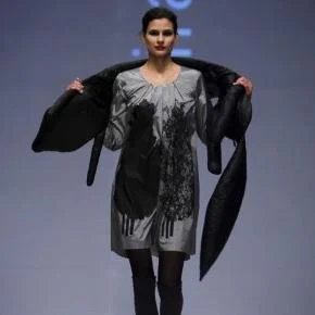 Rdeča kapica in poredni volk