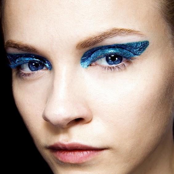 Dior 2025 blue eyeliner