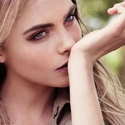 How to… Create a Floral Hair Band – Dolce&Gabbana Style