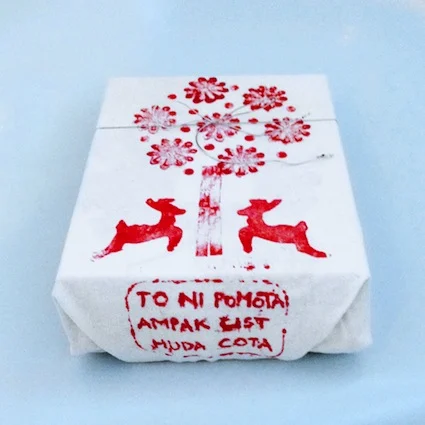 Urgent (out)break on the topic of gift wrapping